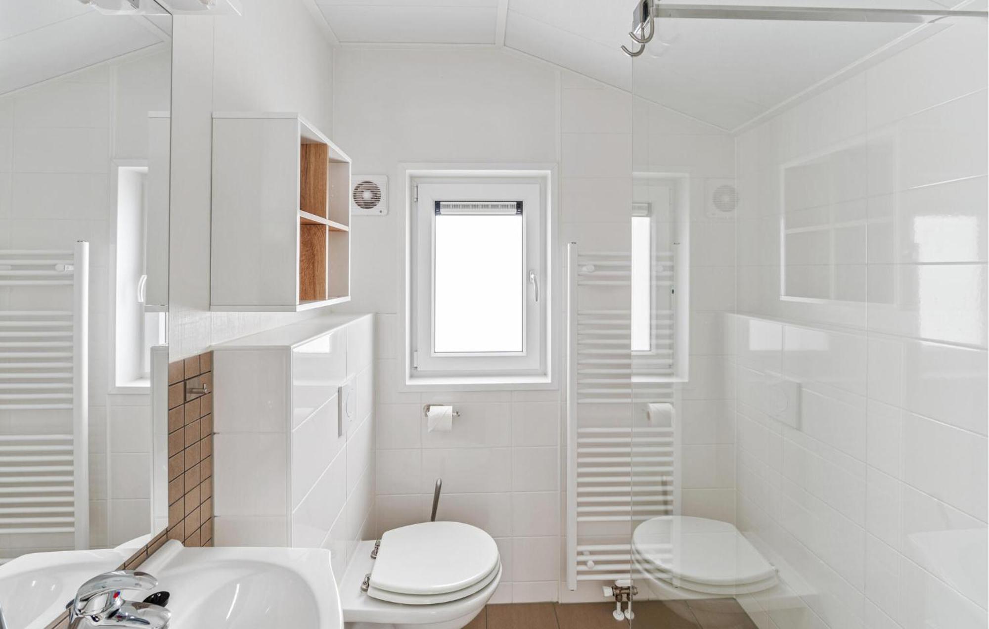 2 Bedroom Beautiful Home In Suesel Susel Exterior photo