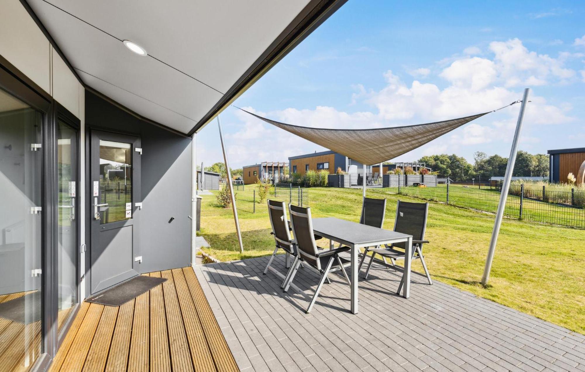 2 Bedroom Beautiful Home In Suesel Susel Exterior photo